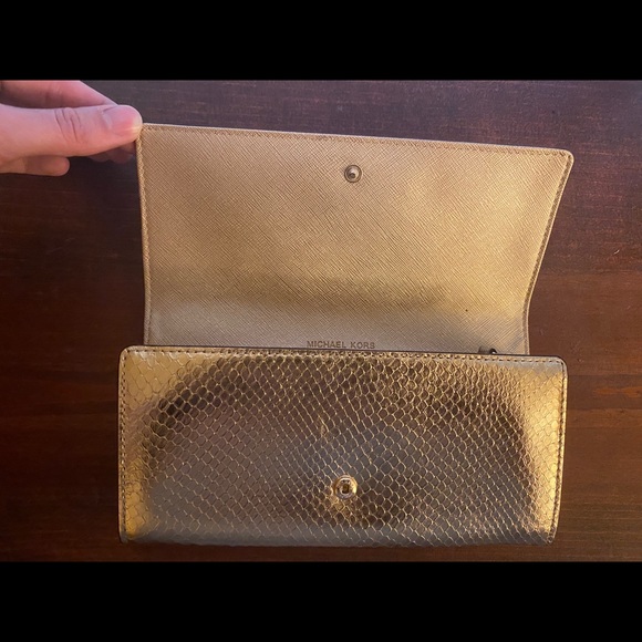 NWT Michael Kors gold clutch! - Picture 2 of 4